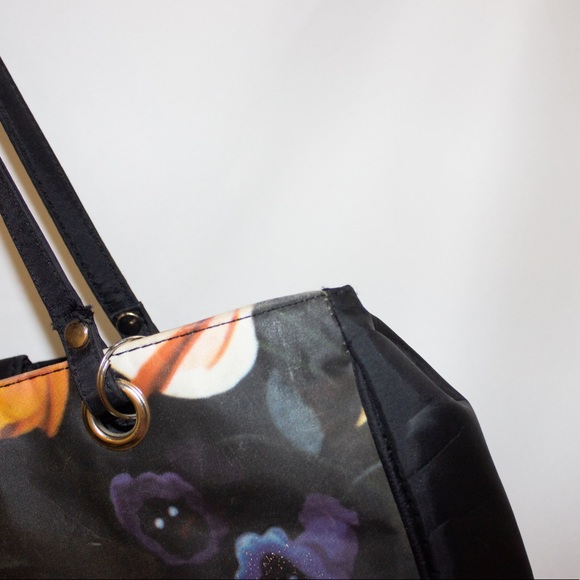 Disney Alice in Wonderland Vintage Shoulder Bag 🦋🤍 - Picture 4 of 12